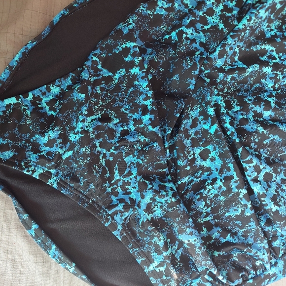 *NWT* 3 Women's One Piece Swimsuits -1 Reebok & 2 Speedo Brand SIZE 18 - Picture 14 of 16